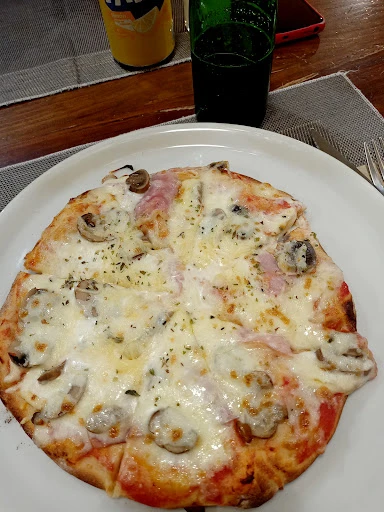 Pizzería Trastevere Churriana de la Vega photo 7